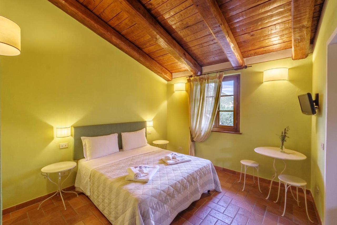 Agriturismo Le Vigne Foligno Exterior photo