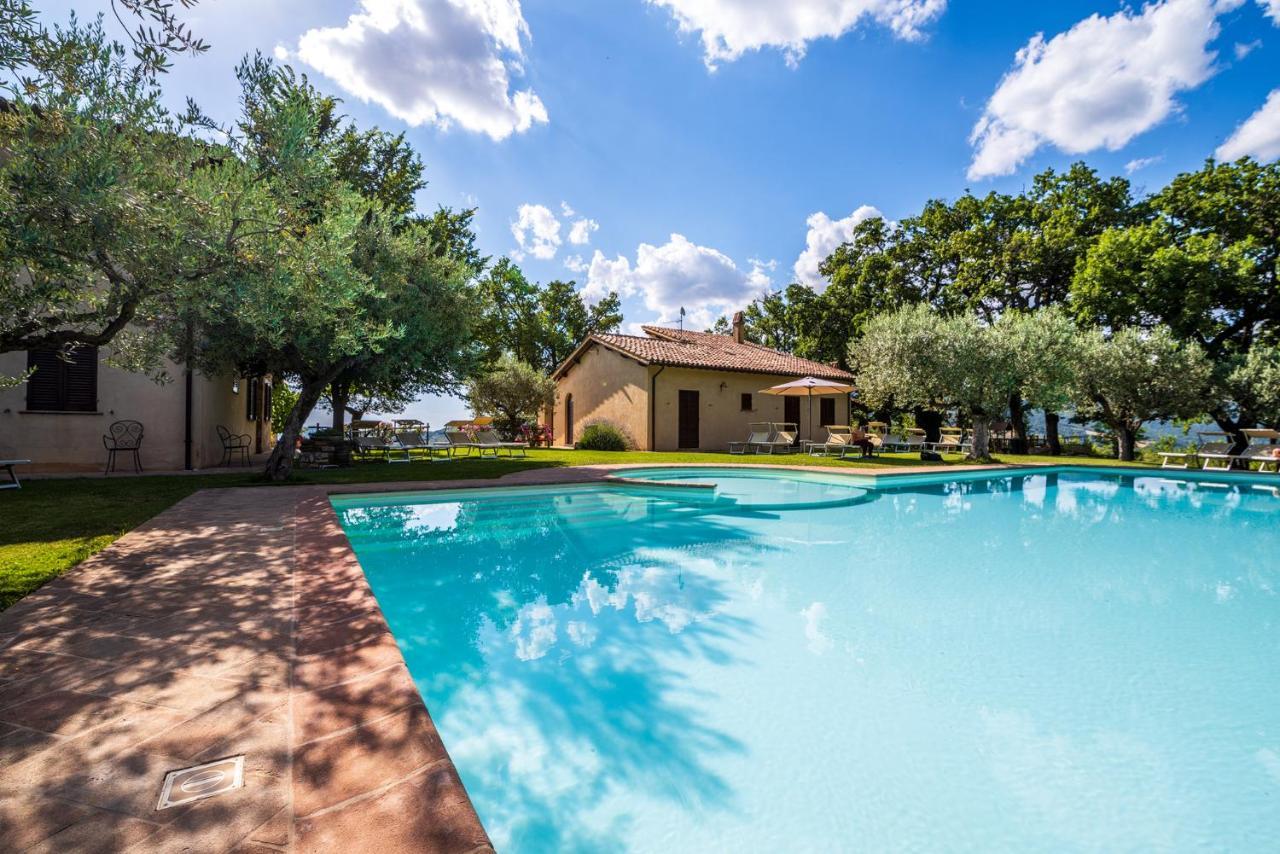 Agriturismo Le Vigne Foligno Exterior photo